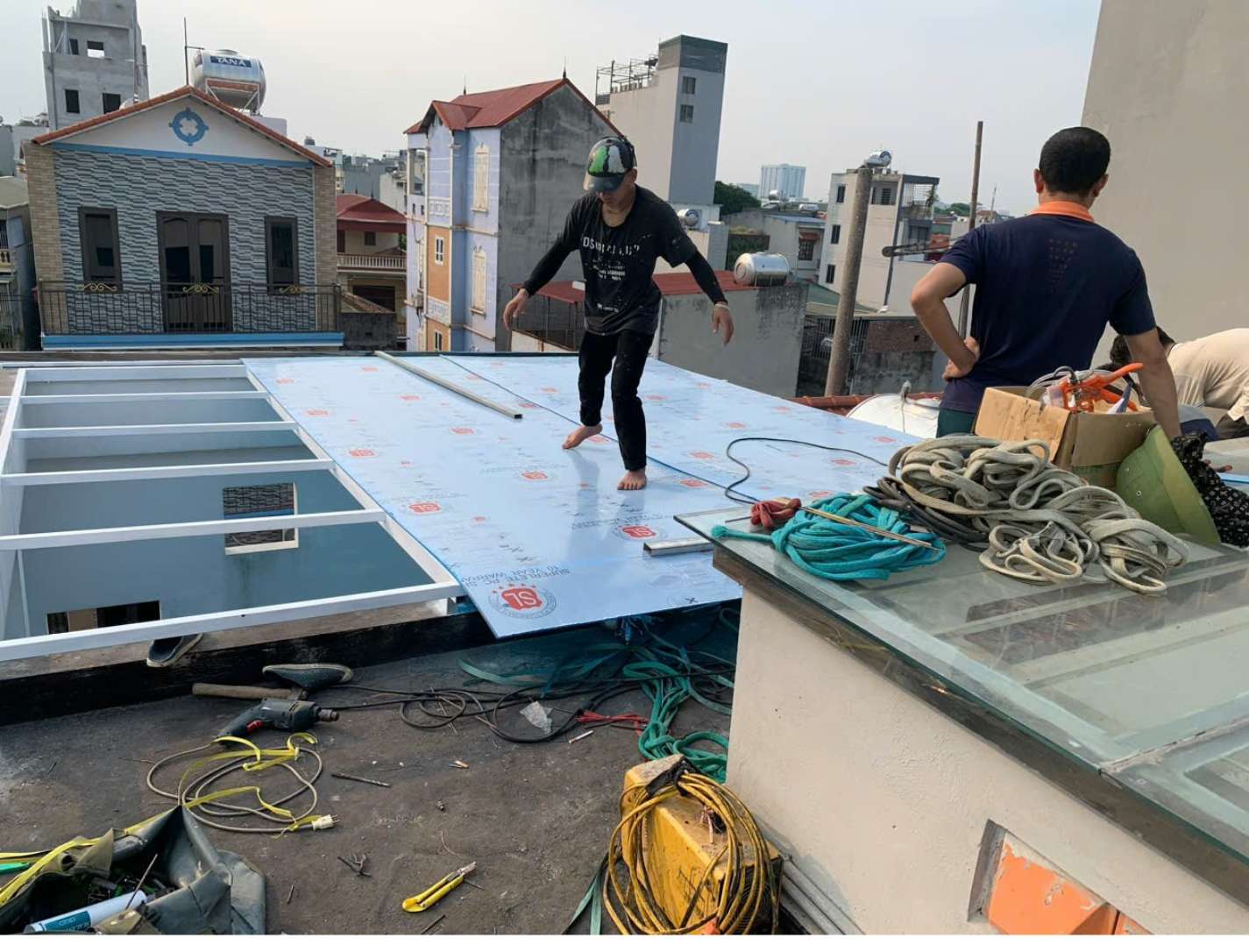 Hướng dẫn thiết kế khung sắt cho mái Polycarbonate