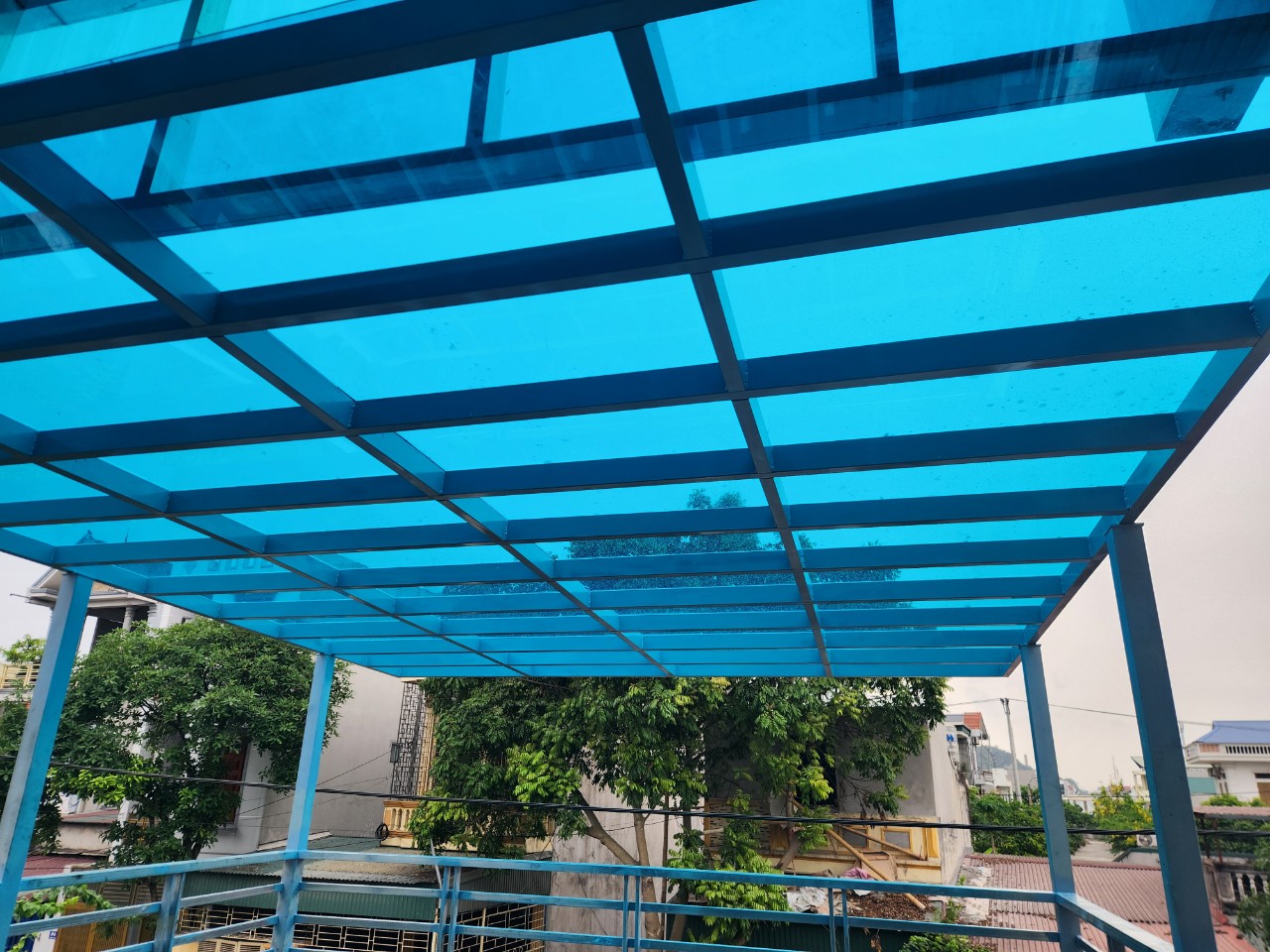 Dự án mái che 30.5m² tại phường Bích Đào