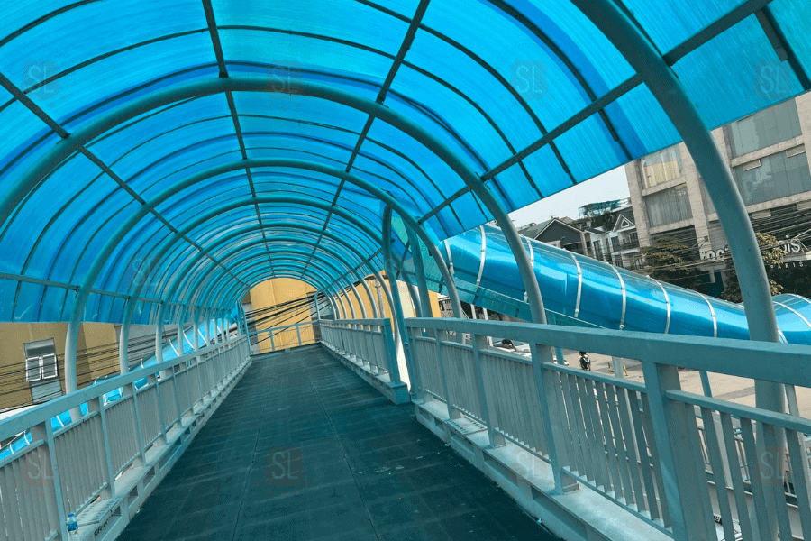 Cầu đi bộ Lê Văn Lương 3