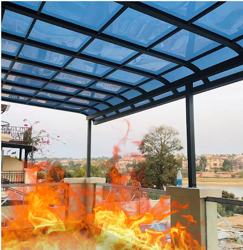 Tấm SL polycarbonate có khả năng chống cháy tự nhiên của vật liệu polycarbonate